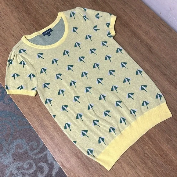 ModCloth EUC spring summer beach umbrella yellow green knit stretchy top blouse - Picture 3 of 6